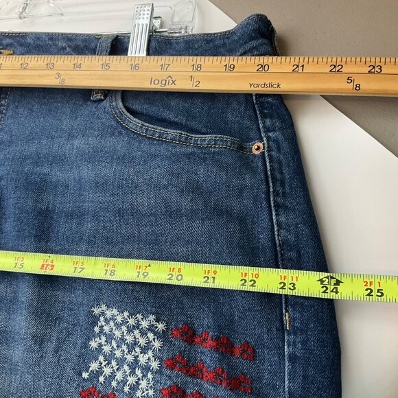 New With Tags Old Navy Sz 20 High-Rise O.G.Denim Shorts Frayed Flag Embroidery - Picture 3 of 12
